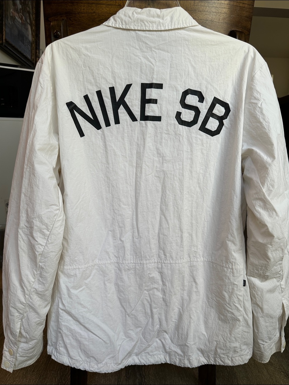 Nike SB White Coach Windbreaker Jacket with Drawstring Hem & Full Lining Size M